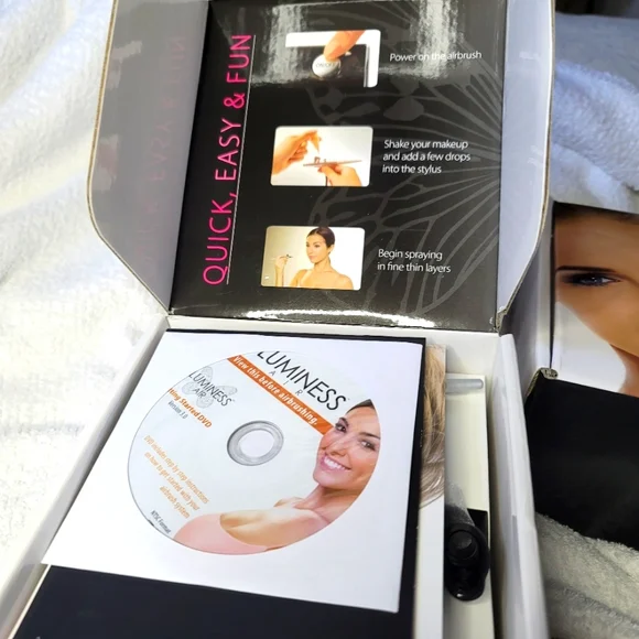 AIRBRUSH MAKEUP SYSTEM // NEW ‼️FOR CLOSET CLOSING ONLY - Picture 4 of 10